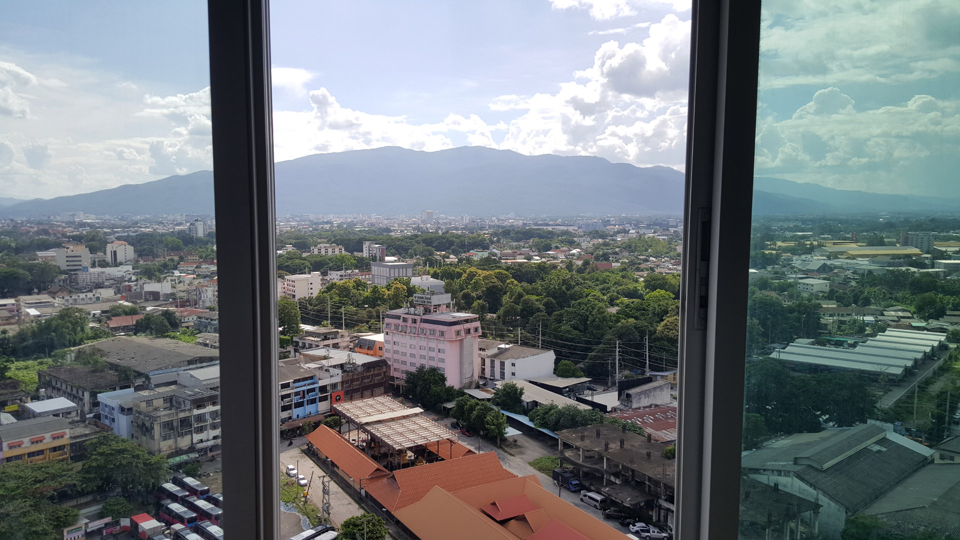 Mountain view from Supalai Monte 1